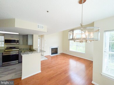 14126 Bowsprit Ln unit 704, Laurel, MD 20707 - photo 5