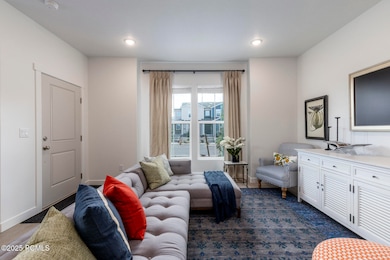 006_006_44_scenic_heights_road-6_930_181