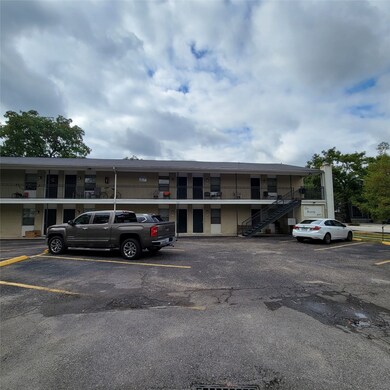 845 Beverly St unit 2, Houston, TX 77007 - photo 2