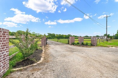 2485 County Road 203, East Bernard, TX 77435 - photo 4