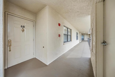 3400 Cove Cay Dr unit 6B, Clearwater, FL 33760 - photo 4