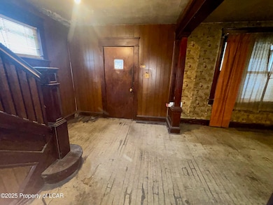 33 Pomona St, Kingston, PA 18704 - photo 7