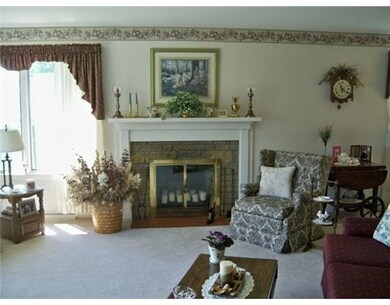 16 Kane Ave, Middletown, RI 02842 - photo 4