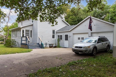 617 S Lansing St, Mount Pleasant, MI 48858 - photo 5