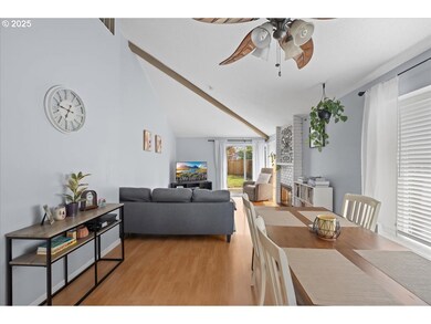 21560 SW Augusta St, Beaverton, OR 97006 - photo 4