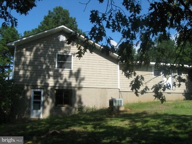 372 Castleton View Rd, Castleton, VA 22716 - photo 4