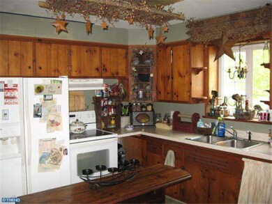 4 Barb Ln, Boyertown, PA 19512 - photo 4