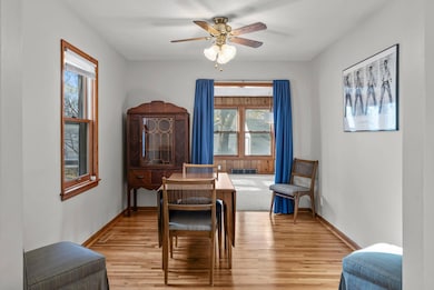 20-web-or-mls-5504 37th Ave S-118.jpg