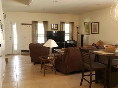 Living / Dining Area