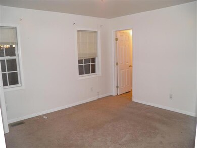 254 Fox Creek Ct, Manchester, TN 37355 - photo 5