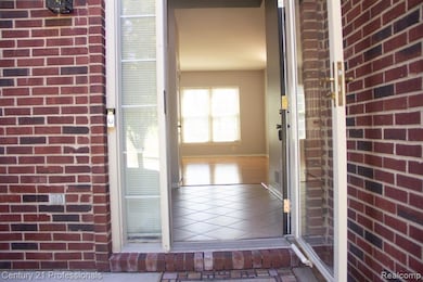 203 Concord Dr unit 4, Canton, MI 48188 - photo 4