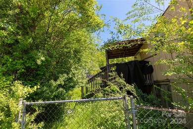 459 Onteora Blvd, Asheville, NC 28803 - photo 2