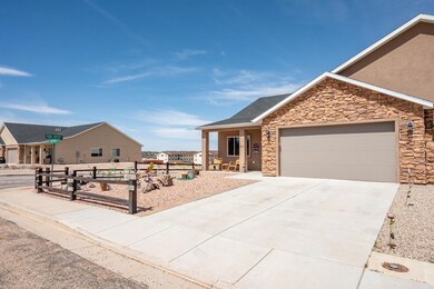 214 W Mountain View Dr, Cedar City, UT 84720 - photo 2