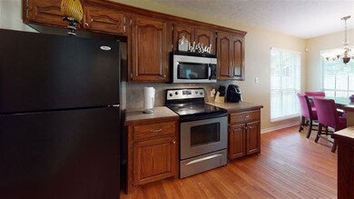 519 E Greenfield Dr, Wake Village, TX 75501 - photo 7