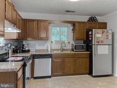 23252 Scotch Pine Ct, California, MD 20619 - photo 4