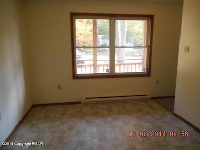 1140 Country Place Dr, Tobyhanna, PA 18466 - photo 6