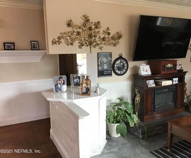 8213 Vermanth Rd, Jacksonville, FL 32211 - photo 2