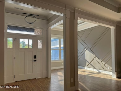 Foyer / Formal Dining