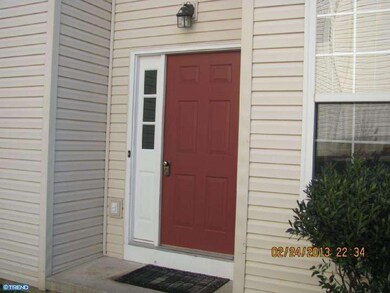 929 Heritage Dr, Norristown, PA 19403 - photo 4