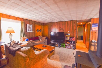 89 Circle r Rd, Jefferson, CO 80456 - photo 4