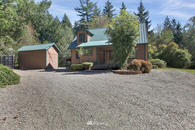 Plenty of parking for everyone! Large circular driveway.