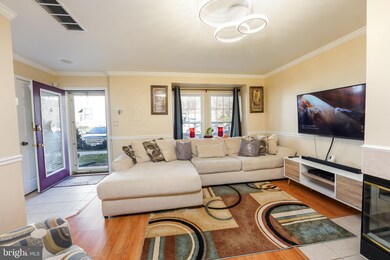 9197 Cardinal Forest Ln unit 13, Lorton, VA 22079 - photo 4