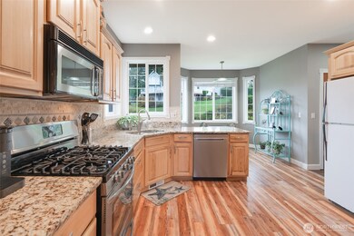 1341 Salt Point Place E, Port Orchard, WA 98366 - photo 5