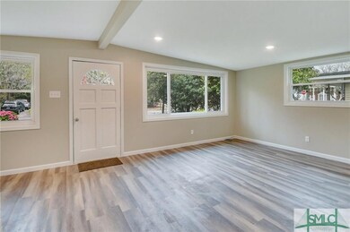 124 Allegheny Ave, Savannah, GA 31404 - photo 4