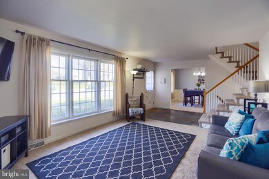 1104 Independence Dr, Reading, PA 19609 - photo 5