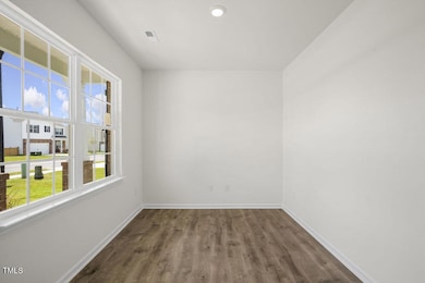 Flex Room