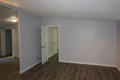 154 Lake Ellen Shores Dr, Crawfordville, FL 32327 - photo 4