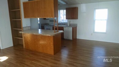 916 W Brookwood Ct, Nampa, ID 83686 - photo 2