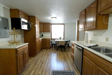 320 W 12th St, La Porte, IN 46350 - photo 4