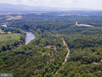 103 Hunters Cir, Luray, VA 22835 - photo 4