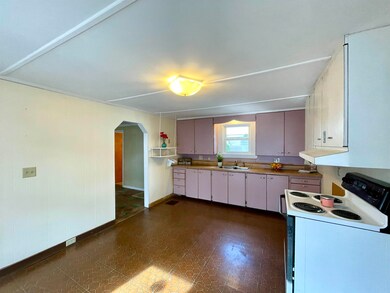 43 Jackson St, Sanford, ME 04073 - photo 7