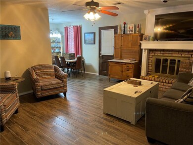 4009 N Pottenger Ave, Shawnee, OK 74804 - photo 2