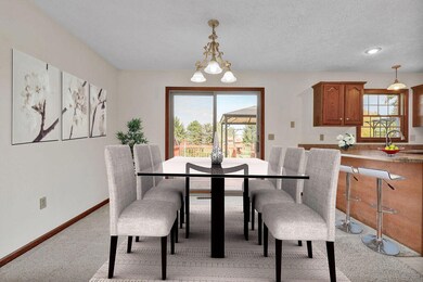 Diningroom1house1 (002)