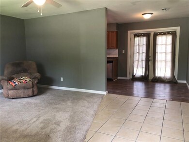 2215 W Alpine Cir, Siloam Springs, AR 72761 - photo 7