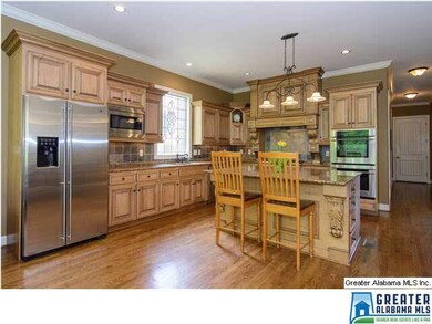 Large, Open Kitchen with Island