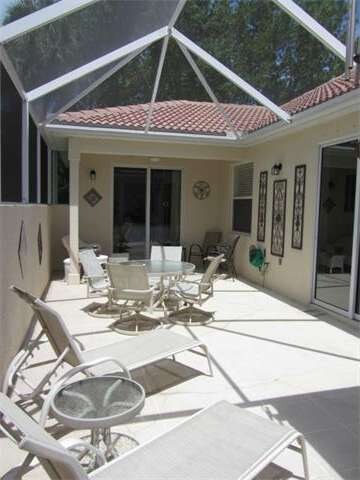 Private Courtyard entry