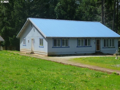 4215 Mount Reuben Rd, Glendale, OR 97442 - photo 2