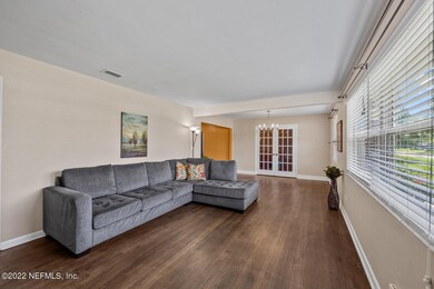 6511 Lou Dr N, Jacksonville, FL 32216 - photo 6