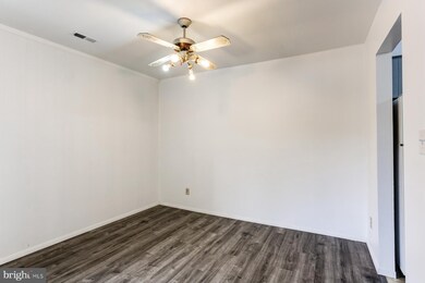 115 Charlotte Way unit 204, Enola, PA 17025 - photo 6