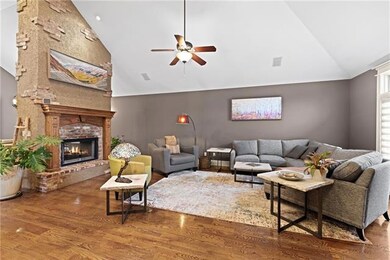 2040 Chateau Place, Raymore, MO 64083 - photo 7