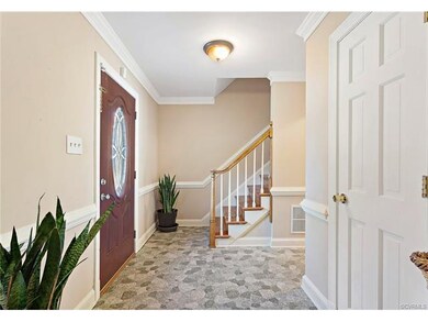 LARGE FOYER WITH CERAMIC TILE ENTRY