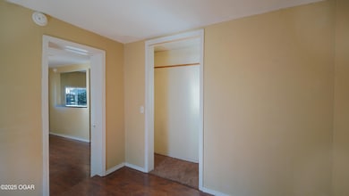 919 Jefferson Ave, Joplin, MO 64801 - photo 5