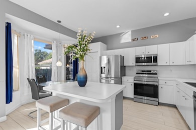 4198 Manor Forest Trail, Boynton Beach, FL 33436 - photo 4