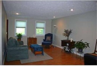 10 Jessica Ln, Hudson, NH 03051 - photo 7