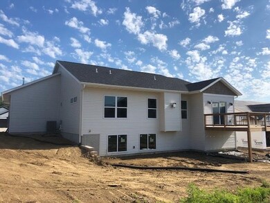 710 Sullivan St, West Branch, IA 52358 - photo 3