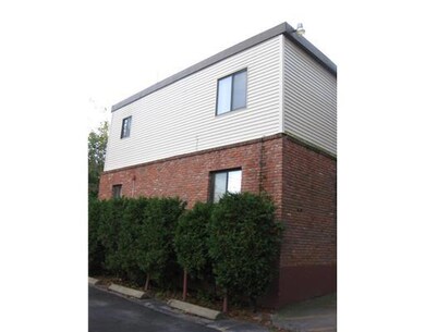 336 Killingly St unit G, Providence, RI 02909 - photo 2